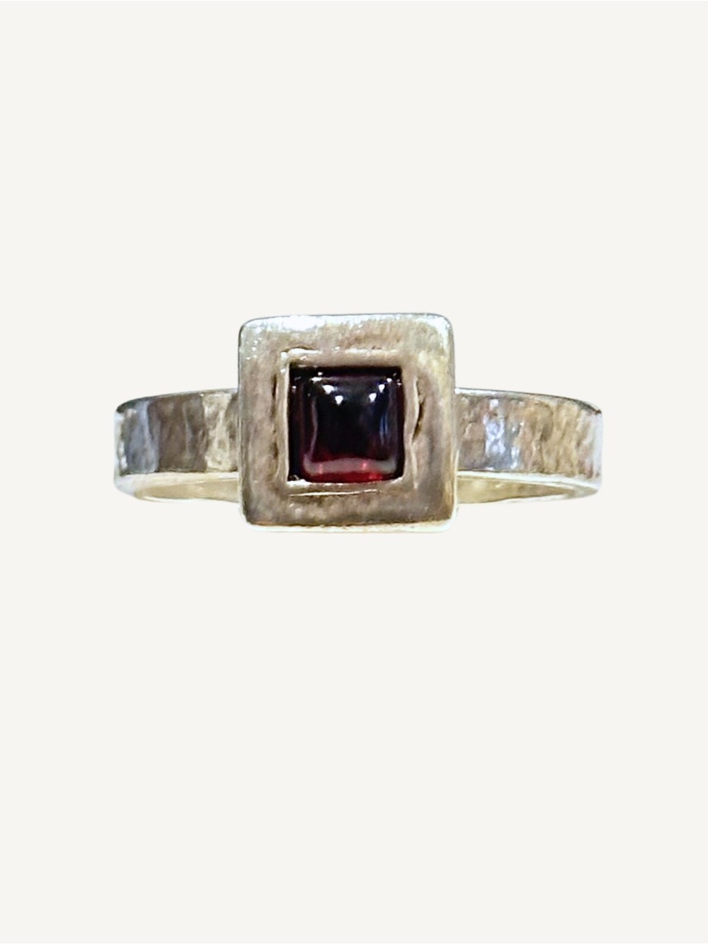 Garnet Sterling Silver Ring Size 7.75 Modernist Square Bezel Hammered Band
